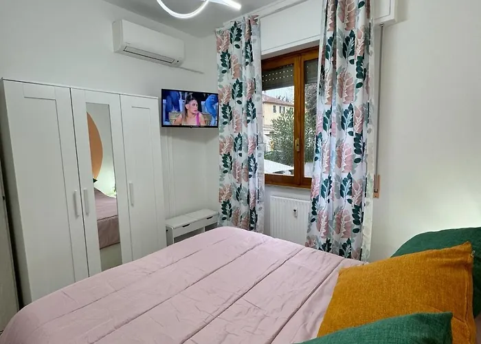 Semesterbostad Casa Planet *