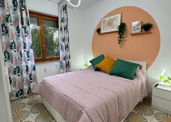 Semesterbostad Casa Planet *