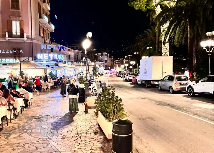 Semesterbostad Casa Planet *