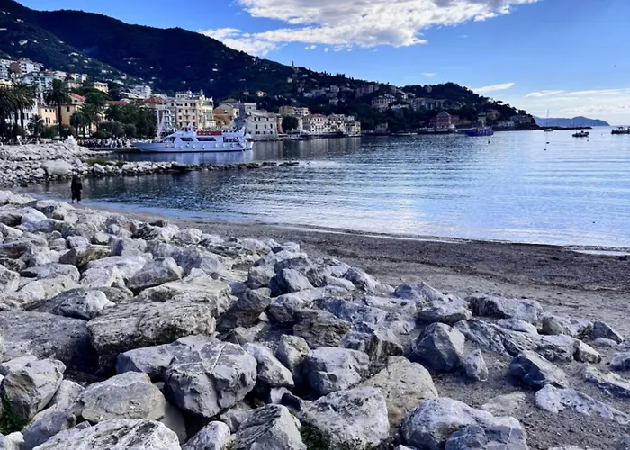 Semesterbostad Casa Planet